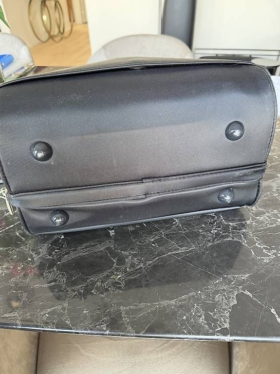 Samsonite Borse: Samsonite Cosmetic Bag – Usato da Thalwil venduto da 28rainbow 2