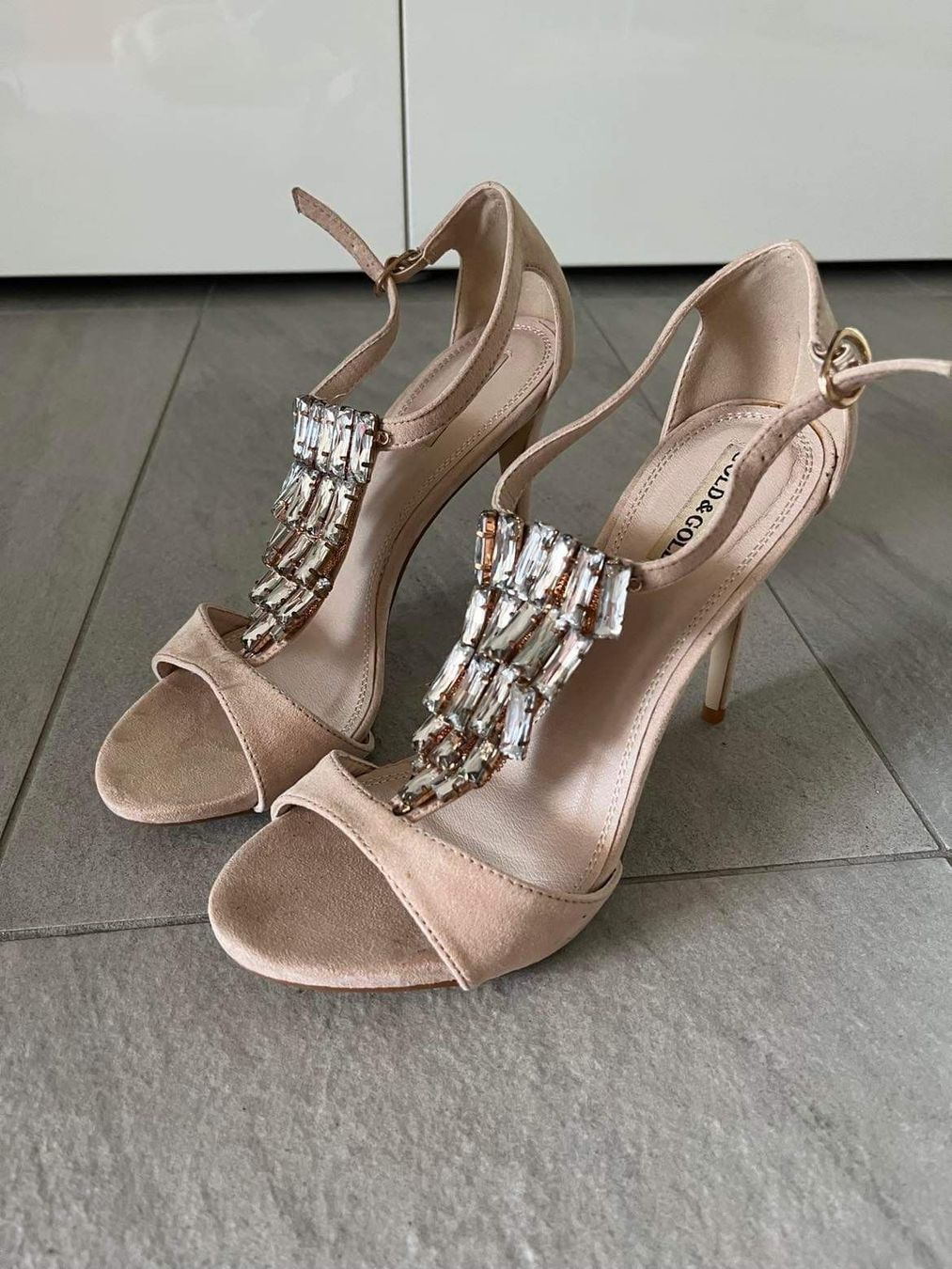 Scarpe da donna: Sandalen Gold & Gold 38 – Usato da Minusio venduto da liam04