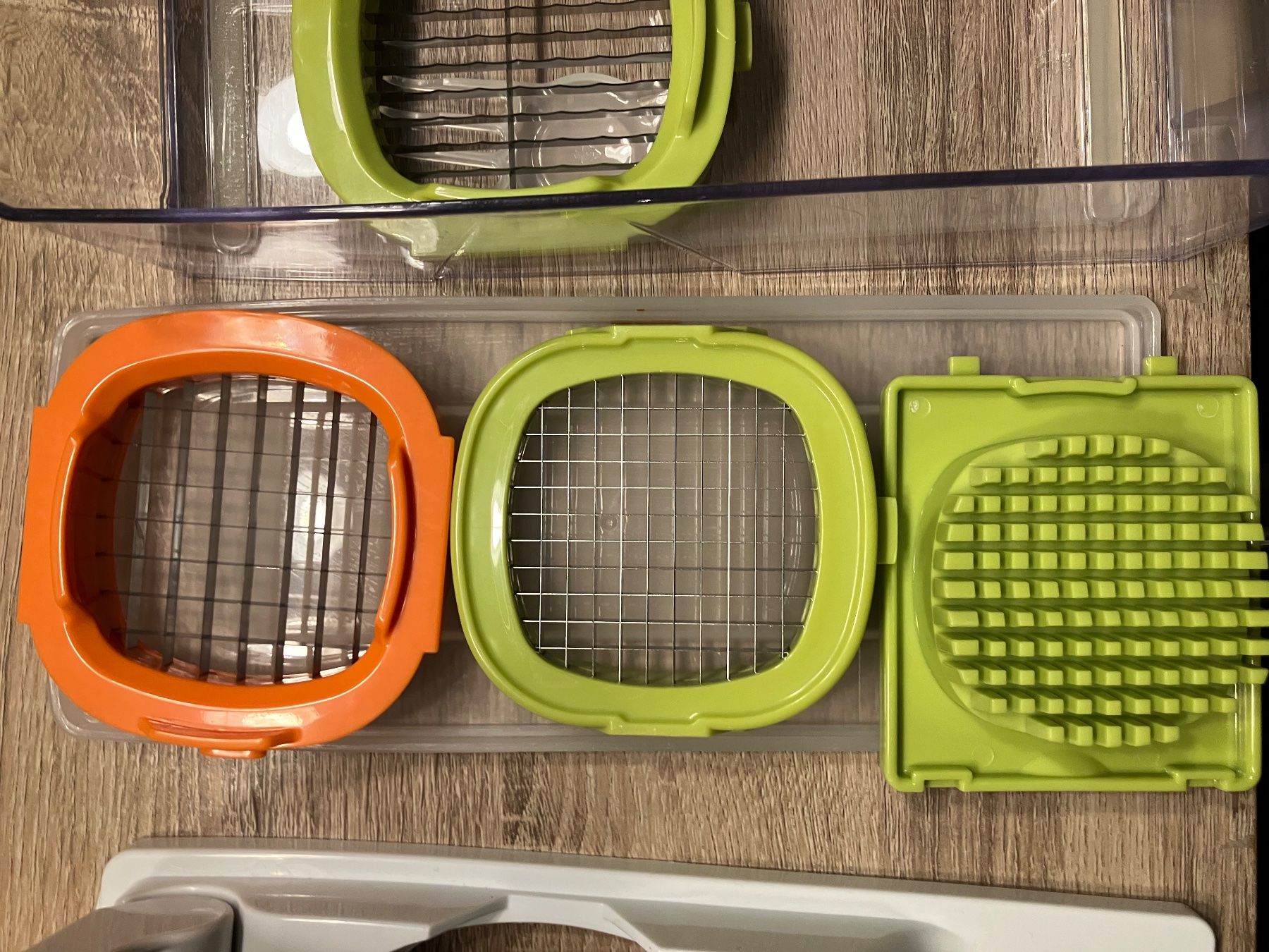 Elettrodomestici da cucina: Neuwertiger Gemüseschneider - schnell & einfach kochen! – Nuovo (secondo la descrizione) da Einsiedeln venduto da melissa.24 1