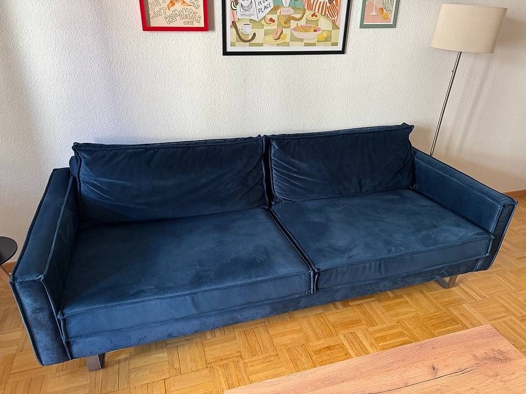 Sofas: Comfortable and spacious sofa in excellent condition – Gebraucht aus Zürich von giu_9y6b 1