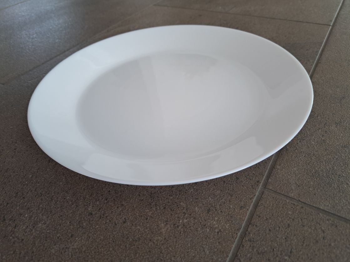 Teller: Teller weiss – Gebraucht aus Boniswil von samira03 1