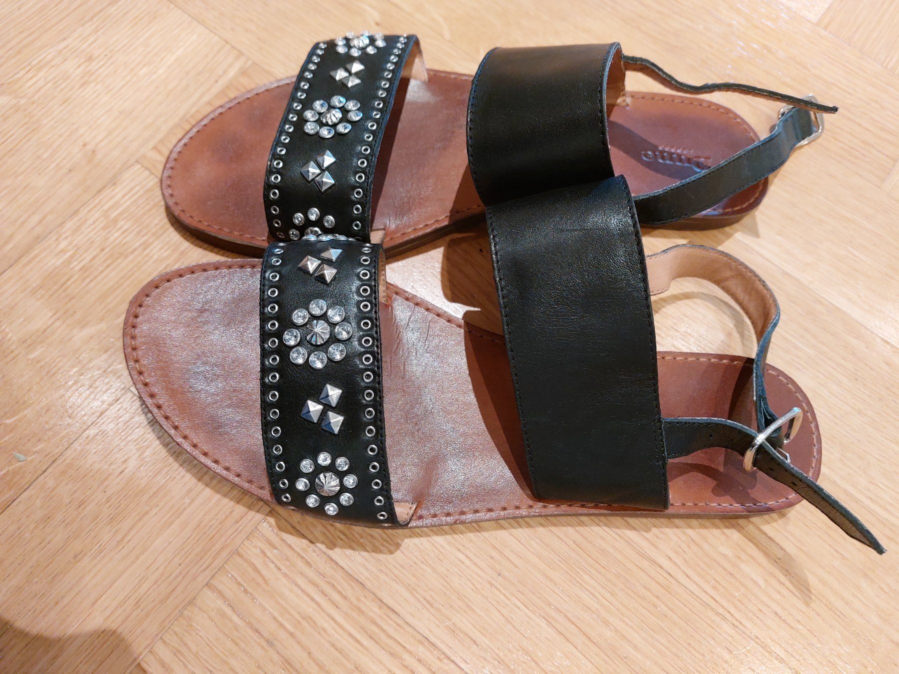 Dune London Scarpe da donna: Dune black Sandals flat 39 – Usato da Zürich venduto da Lolaad 1
