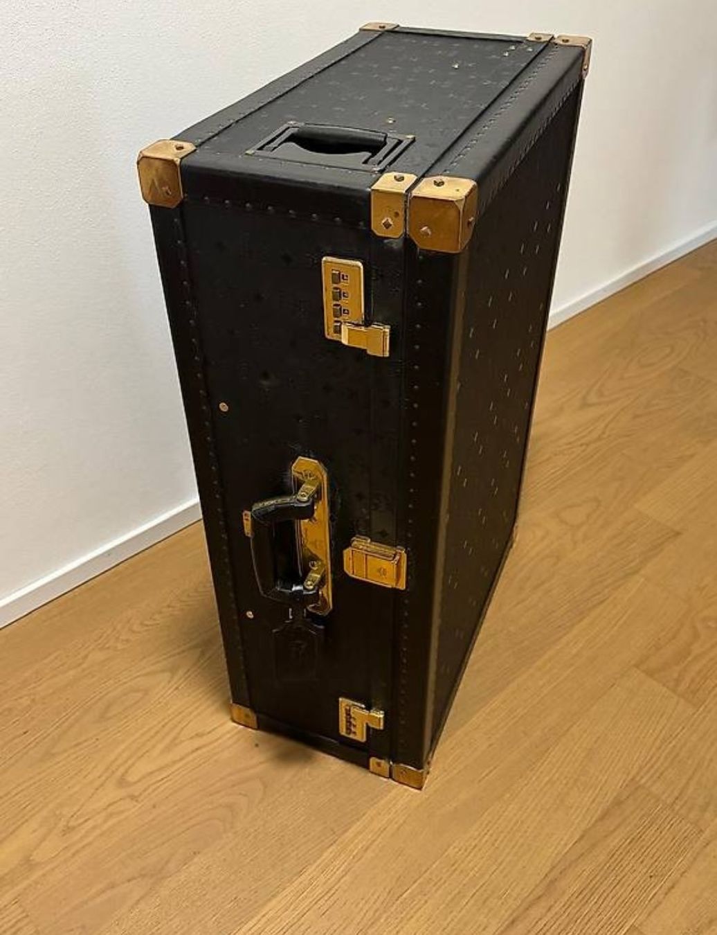 Mcm Valigie: MCM Vintage Koffer – Usato da Liebefeld venduto da ang_2hq8 2