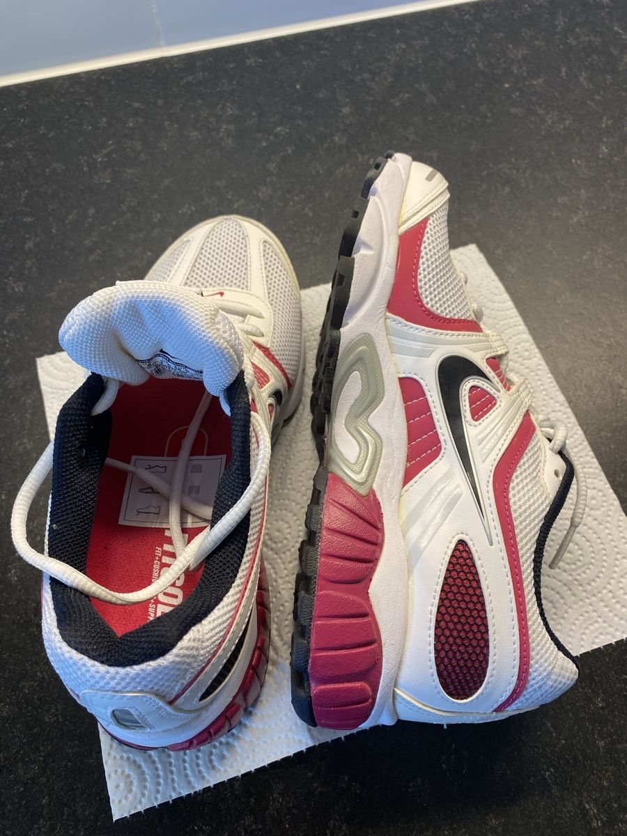 Nike Scarpe da donna: Nike Moto 8 Fitsole 2 grösse 36,5 – Nuovo (secondo la descrizione) da Reinach BL venduto da ClaudiNu 4