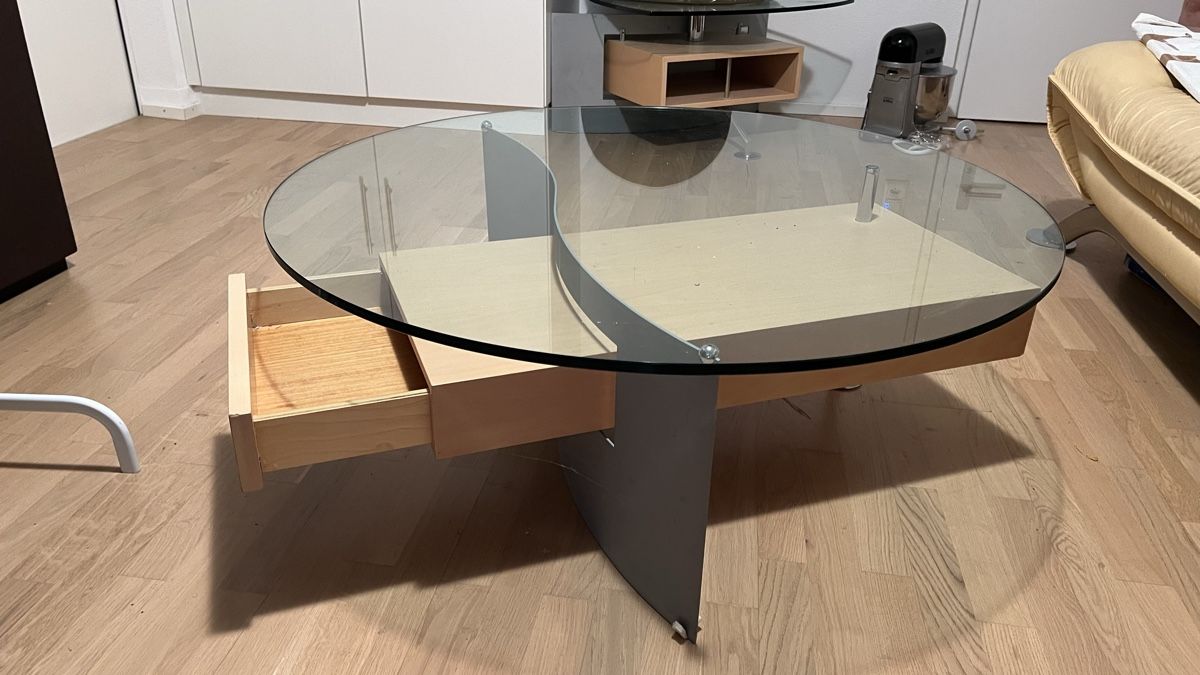 Tavoli: Runder Glastisch mit Schublade-Holz-Metall-Design – Usato da Utzenstorf venduto da nadja0798462137
