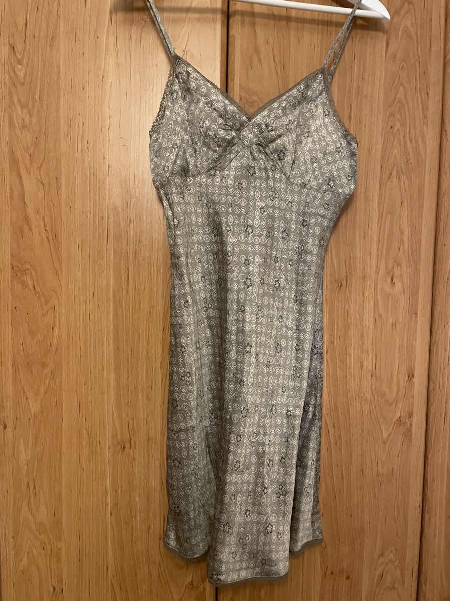 Etam Negligees & Pigiami: Satin Nachthemd von Etam, Gr. 34 – Usato da Möhlin venduto da Halylea 4