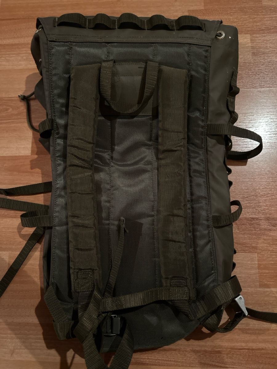 Schweizer Armee Zaini: Schweizer Armee Rucksack – Usato da St. Gallen venduto da mai_zpt7 1