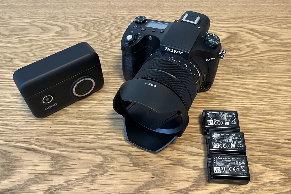 Sony Fotocamera: Sony RX10 IV – État impeccable – Usato da Le Sentier venduto da myman 2