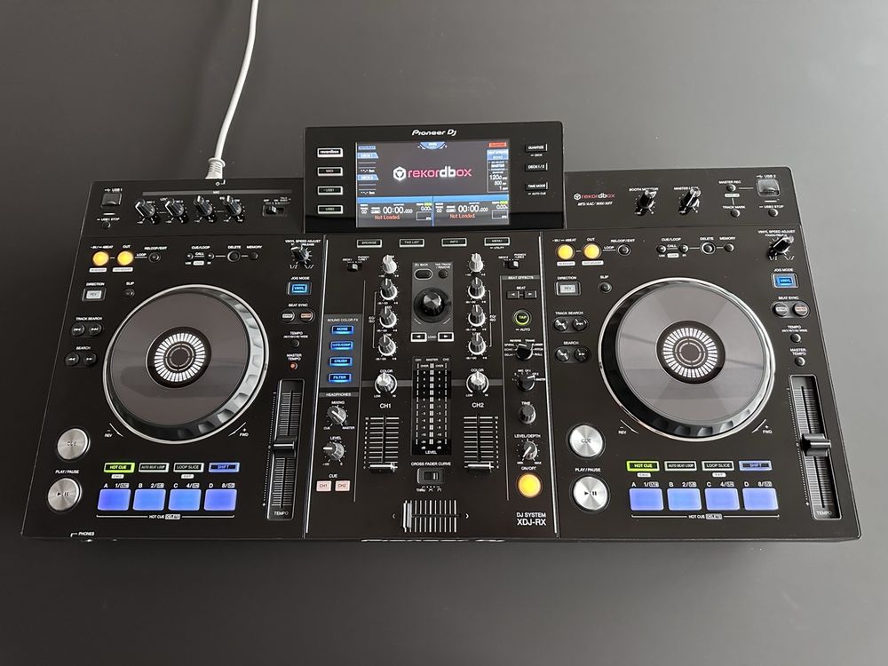 Pioneer XDJ-RX (Gebraucht) in Zürich für CHF 1000 – nur Abholung auf ...