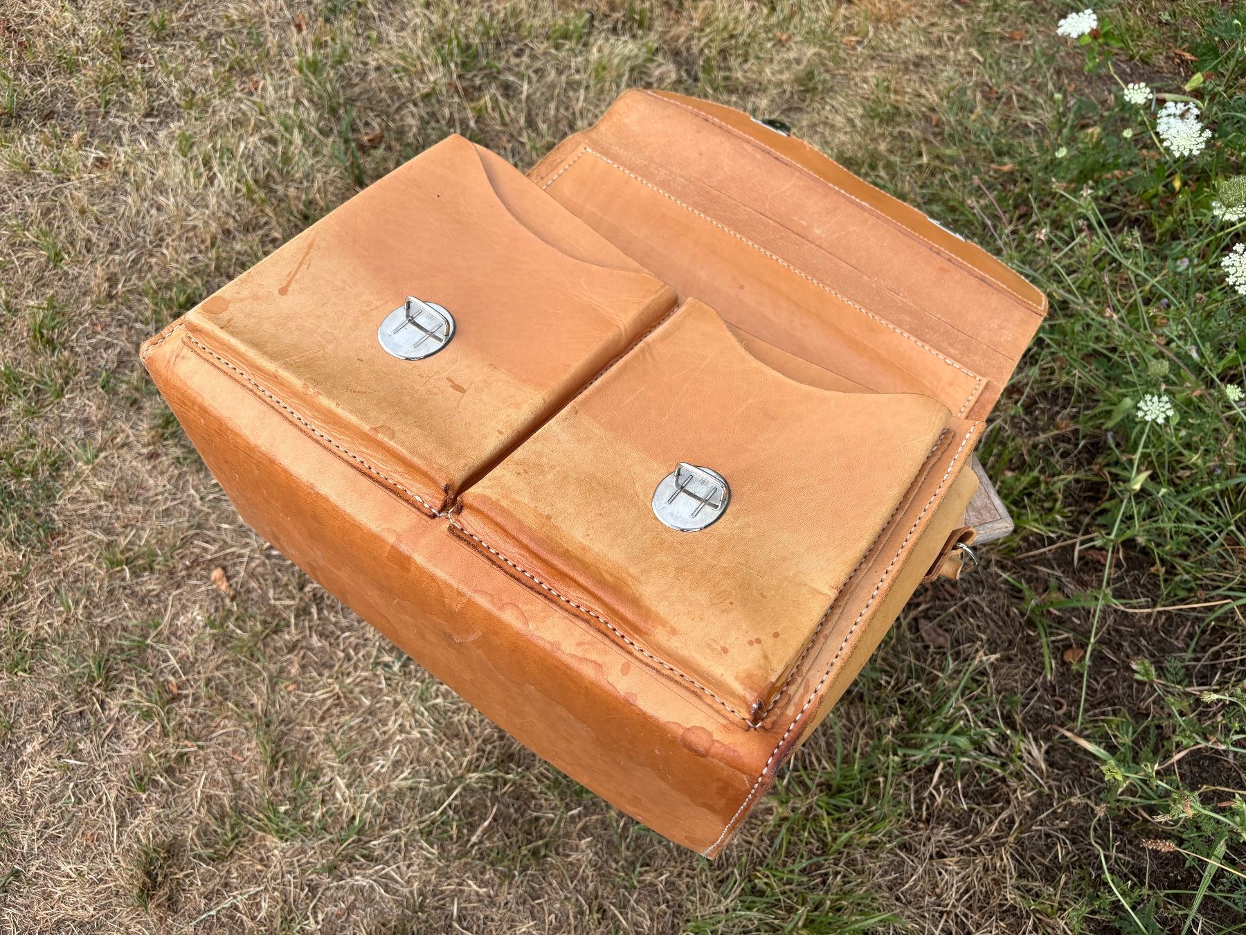 Sacs: schöne Vintage Ledertasche – D'occasion à Feldbach par Olive1 6