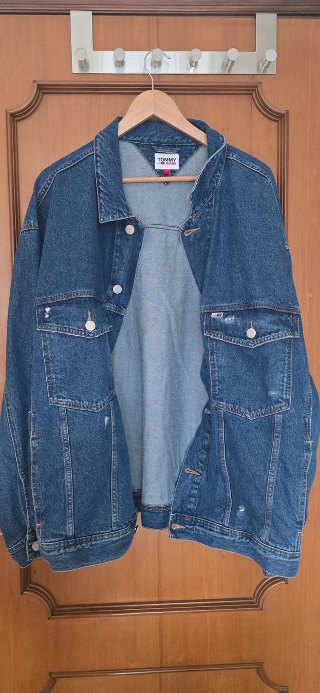 Tommy Hilfiger Giacche: New men's Tommy Jeans jacket, size L – Nuovo (secondo la descrizione) da Spreitenbach venduto da Breezyel 4