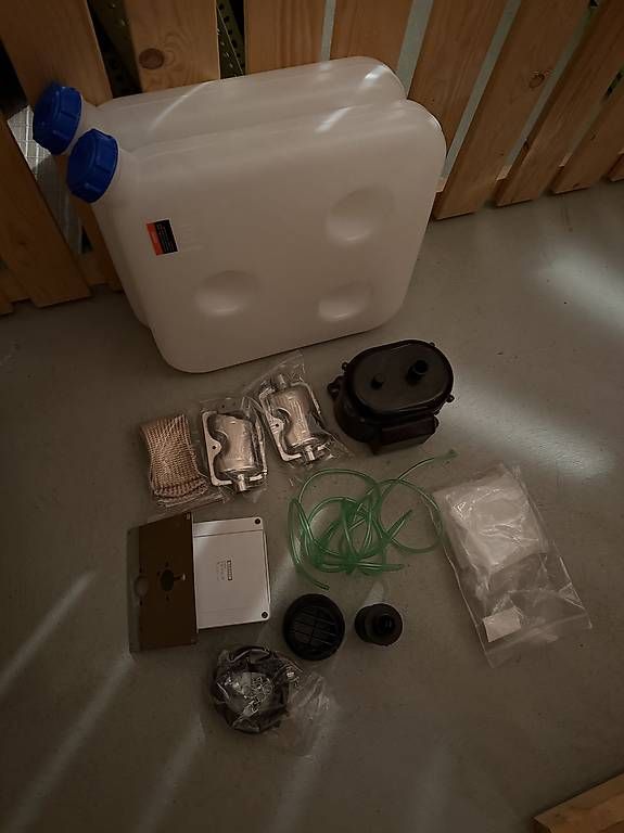 Radiatori: Standheizung Zubehör  – Usato da Herisau venduto da GK25