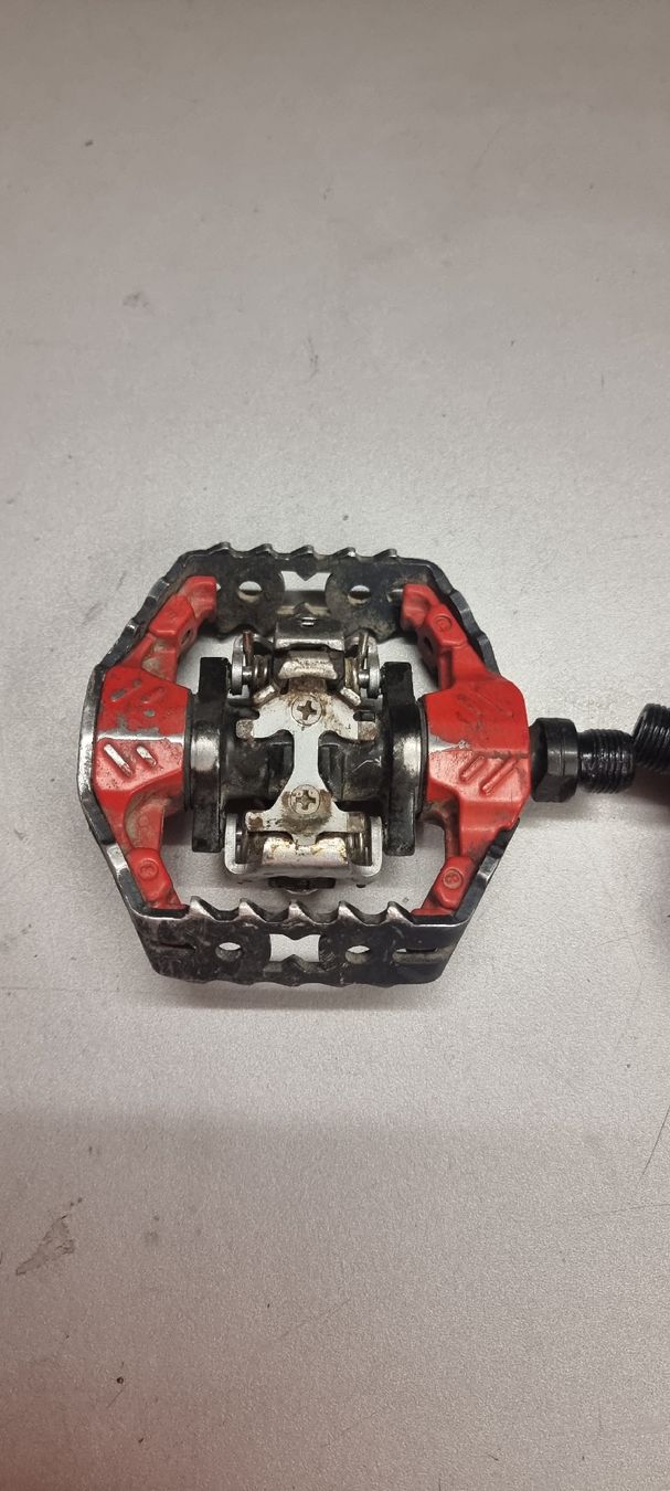 Shimano Pezzi di ricambio: Shimano DH Pedalen – Usato da Seon venduto da Stibinio 2