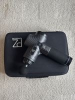 Powerzone Massagepistole mit Zubehör im Koffer gebraucht
