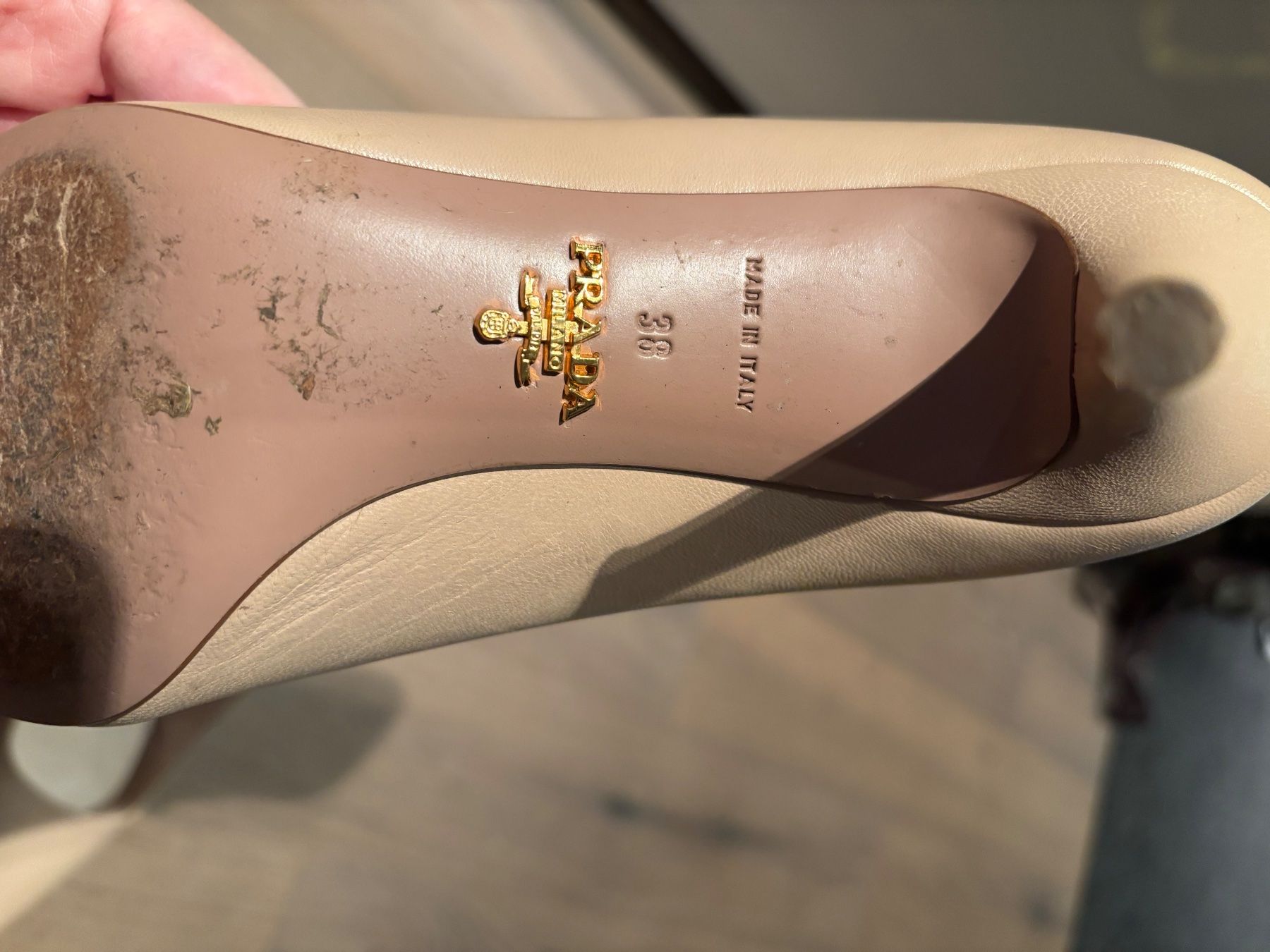 Prada Chaussures femmes: Original Prada Pumps 38 – D'occasion à Zollikon par d_grabher 4