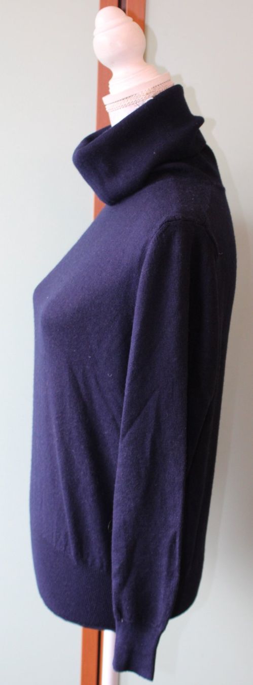 Maglioni & Felpe: Pullover – Usato da Schaan venduto da antikes_und_kurioses 2