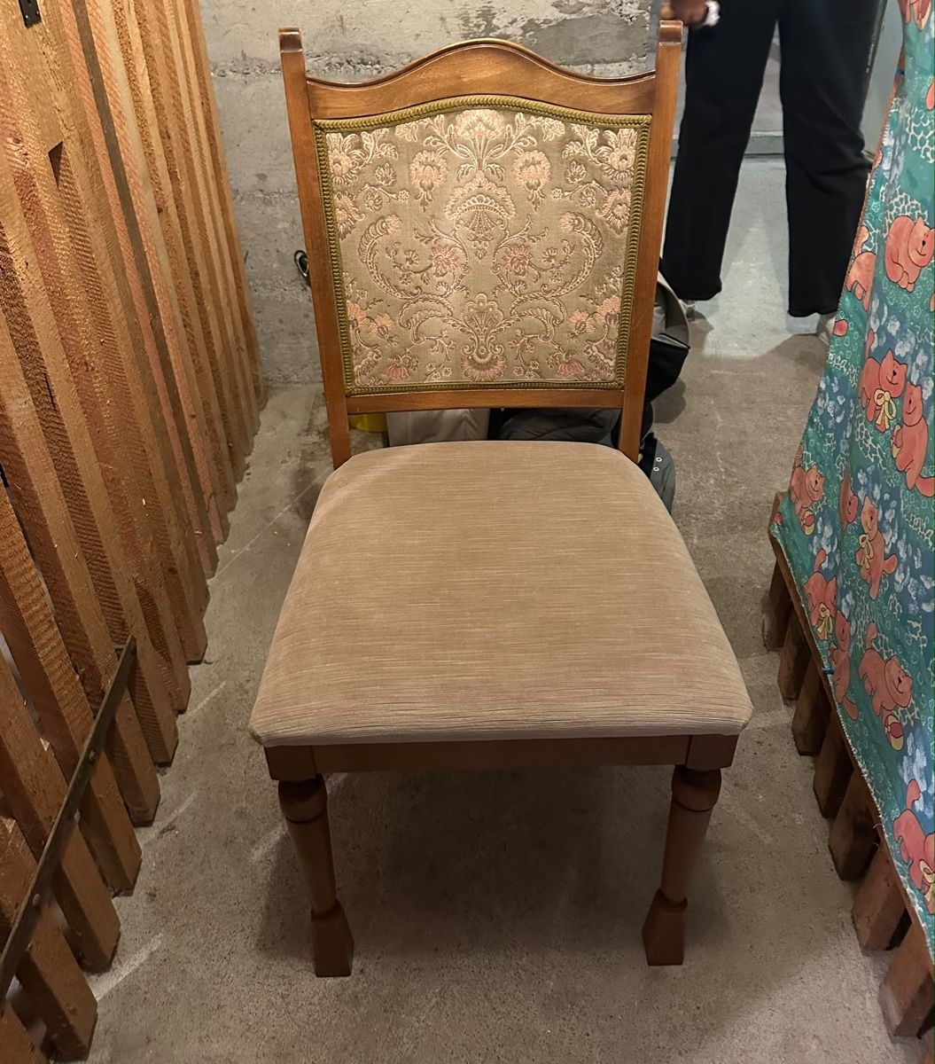 Chaises: 6 Vintage Stühle  – D'occasion à Brügg BE par wiz_yl5r