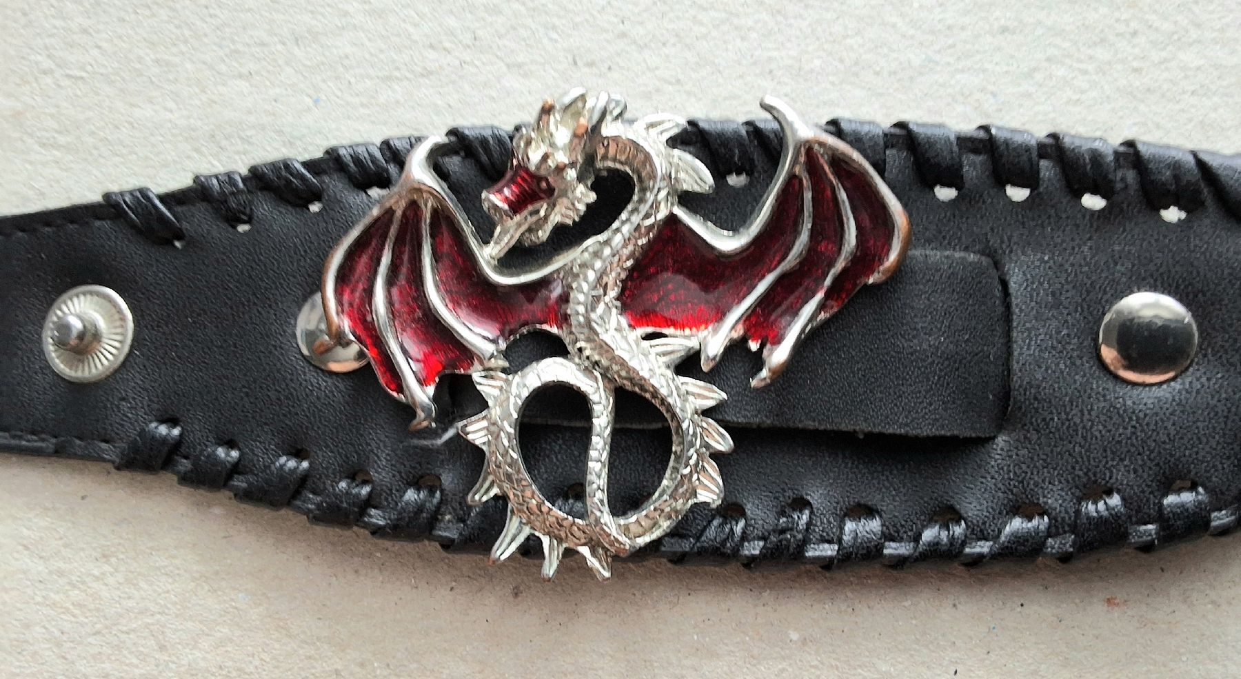 Armbänder & -reifen: Armband mit Drachen / Dragon – Gebraucht aus Oftringen von Waltereg 1