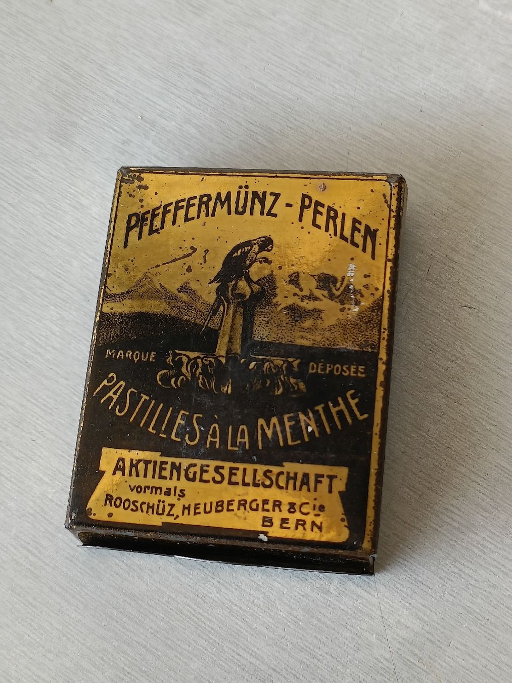 Schilder: Alte Dose / Pfeffermünz Perlen Rooschüz Heuberger & Cie Bern – Gebraucht aus Brugg AG von Ente015