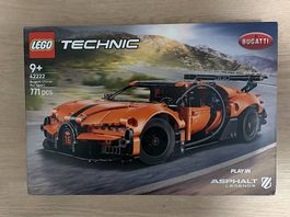 NEU - LEGO Technic Bugatti Chiron Pur Sport Hypercar