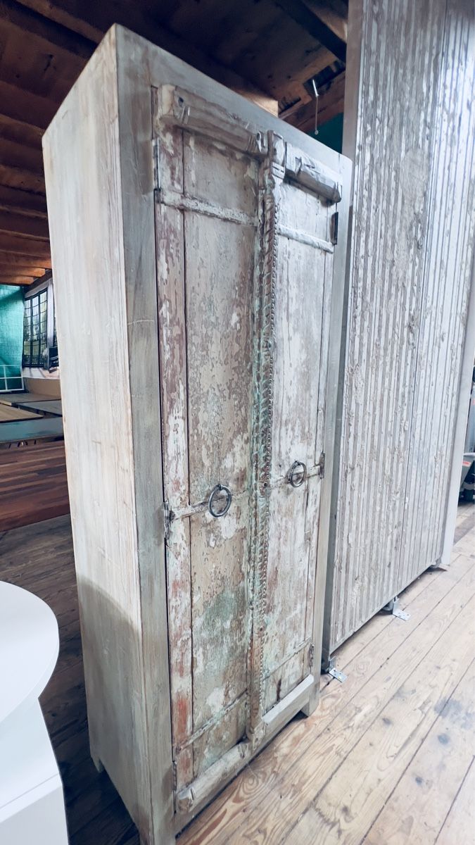 Schränke: Vintage Schrank - massiv Holz – Gebraucht aus Amriswil von ViolaM 2