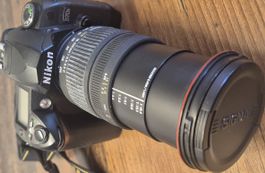 Nikon D70s mit Sigma 18-200mm Objektiv guter Zustand