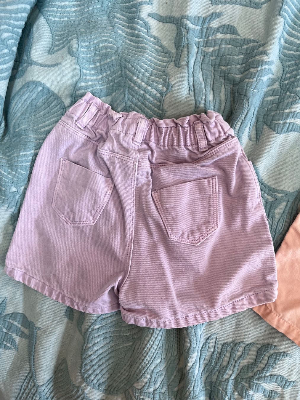 Hosen: 2 x Shorts, Größe 98 – Gebraucht aus Umiken von deb_57xk 4