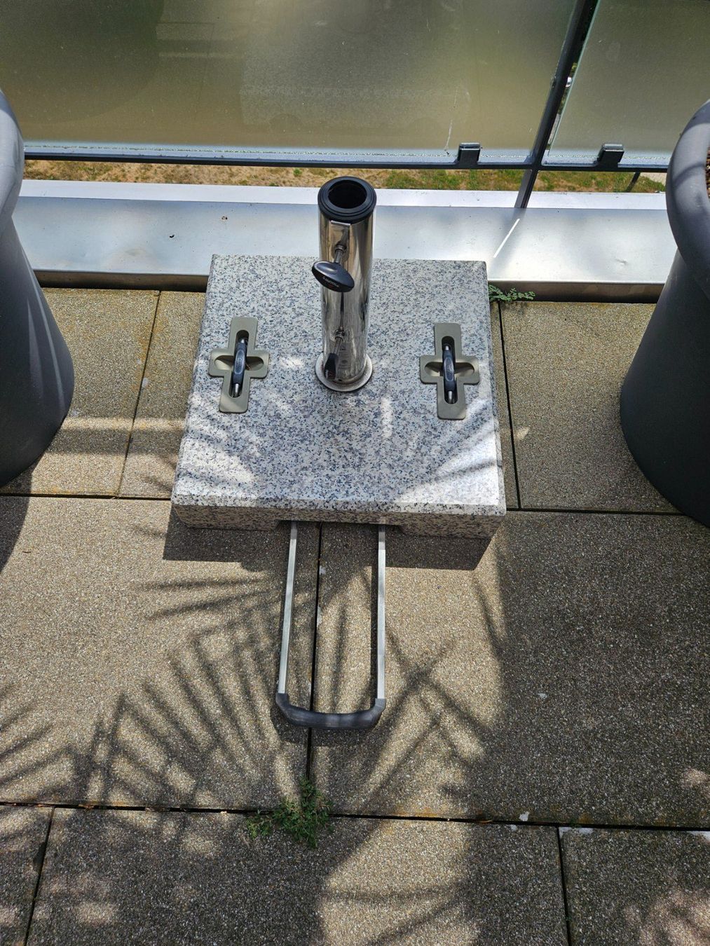 Altro: Sonnenschirmständer Granit von "Doppler" 50kg. – Usato da Kreuzlingen venduto da staldi79 1