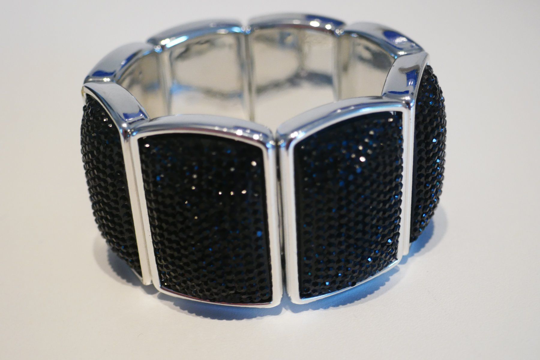 Armbänder & -reifen: Armbänder 8 Stück ! – Gebraucht aus Tegerfelden von X-Truck 2