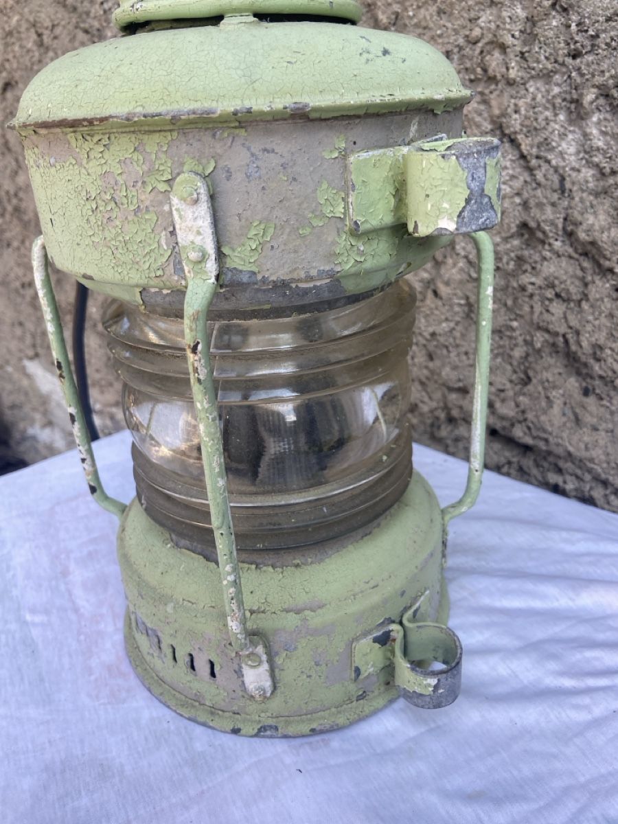 Lampade: Schiffs-Laterne alt, Lampe mit Stromkabel, leichte Gebrauchs – Usato da Brienz BE venduto da hey_z9vg 2