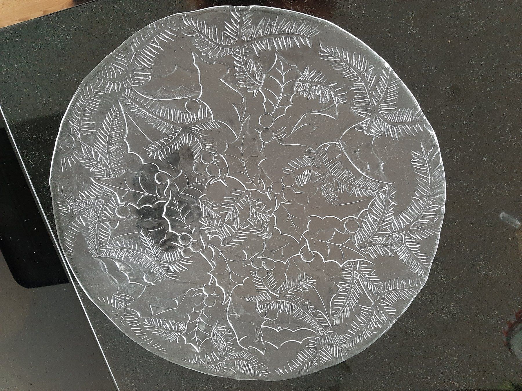 Piatti di portata: Dekorative Glasplatte, Durchmesser ca. 37 cm – Usato da Menziken venduto da Rien1
