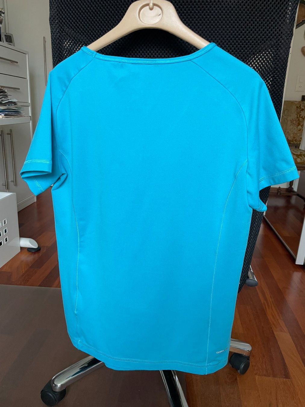 Adidas T-Shirts: TEE-SHIRT ADIDAS à manches courtes bleu – Gebraucht aus OBERENGSTRINGEN von Lolo6316 1