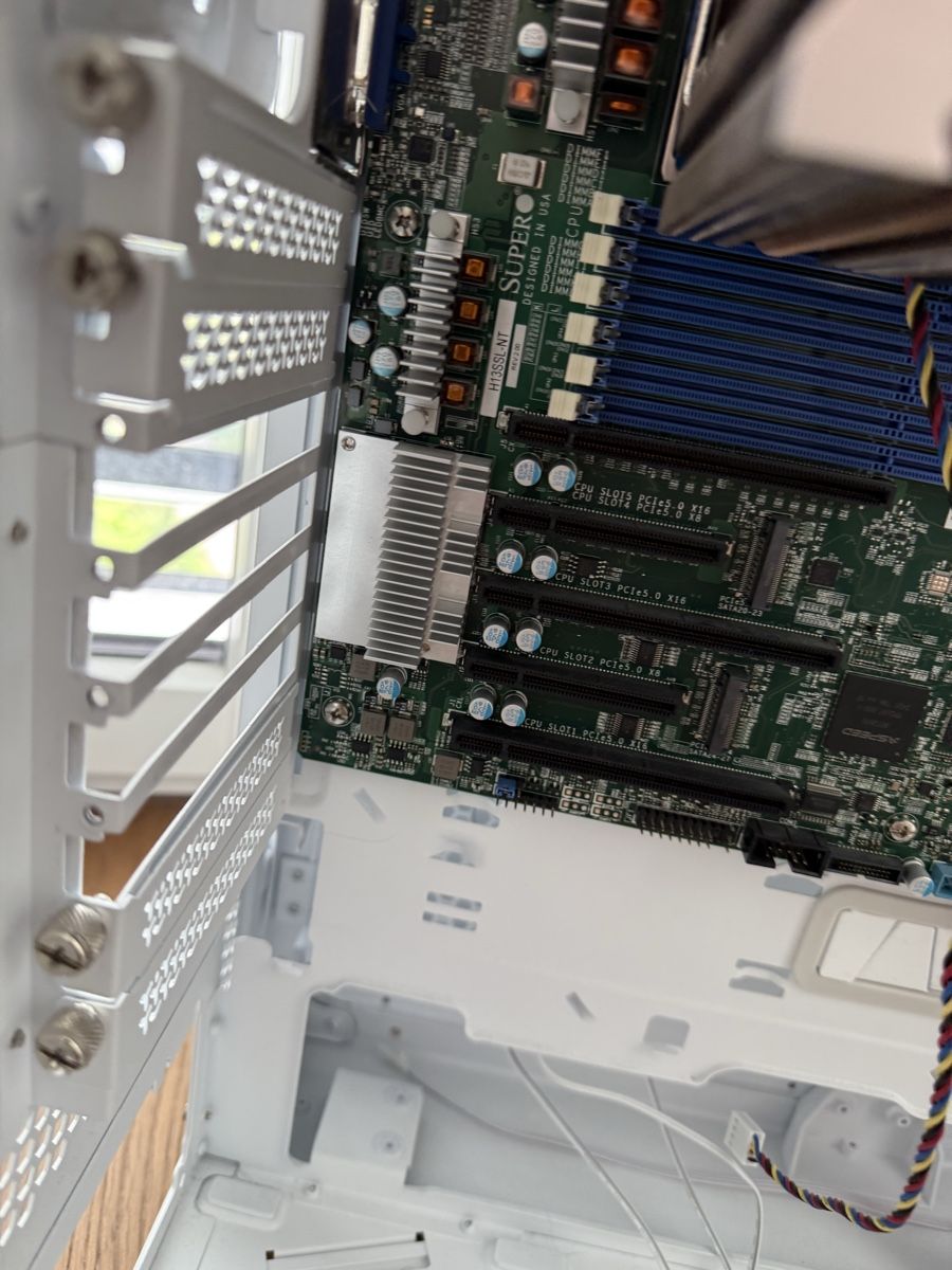 Amd PC: AMD EPYC 9275F System – Usato da Hirzel venduto da Neway_44 5