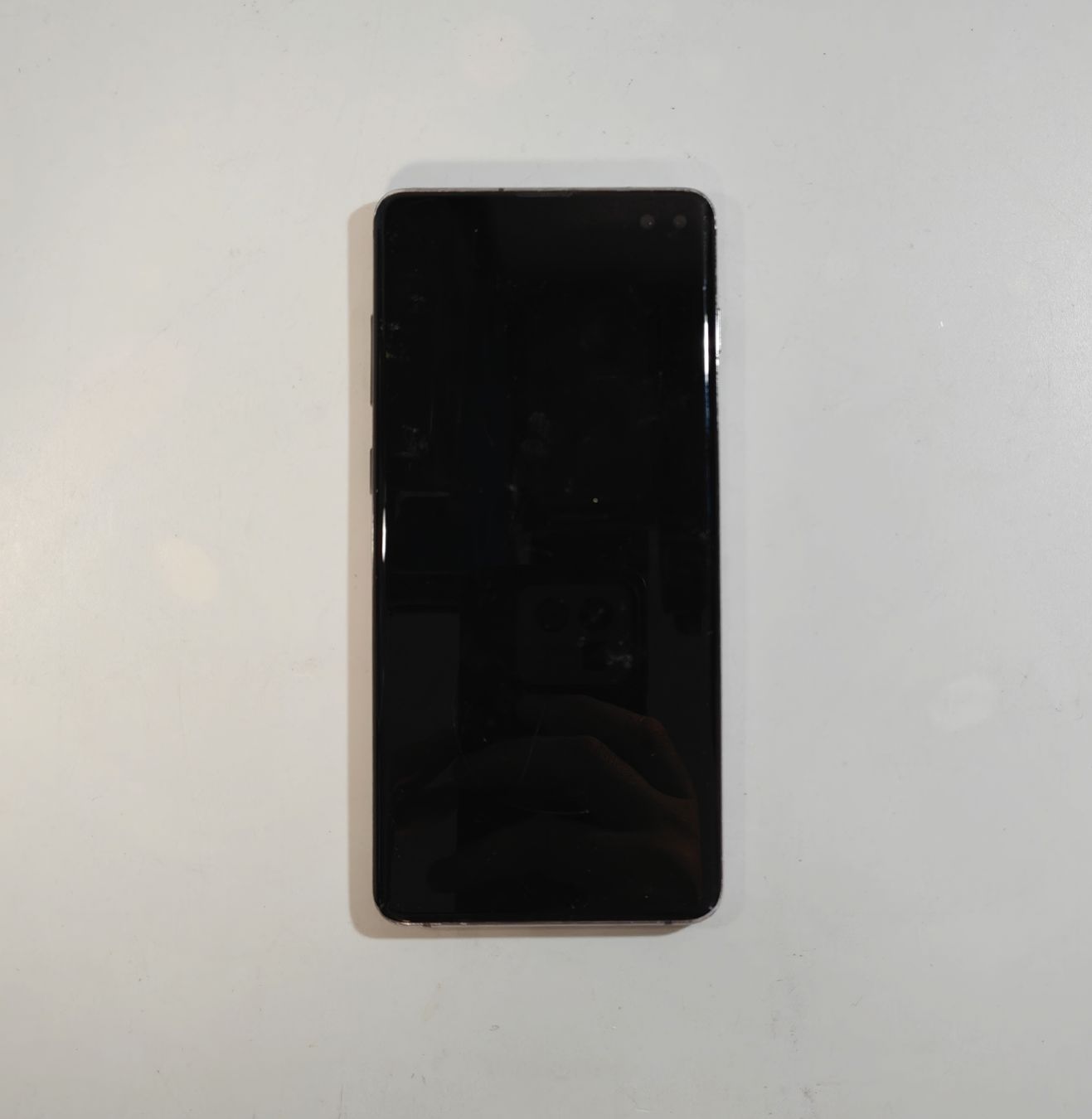 Samsung Portables: Samsung Galaxy S10 Plus – Défectueux à Ehrendingen par Rocky985