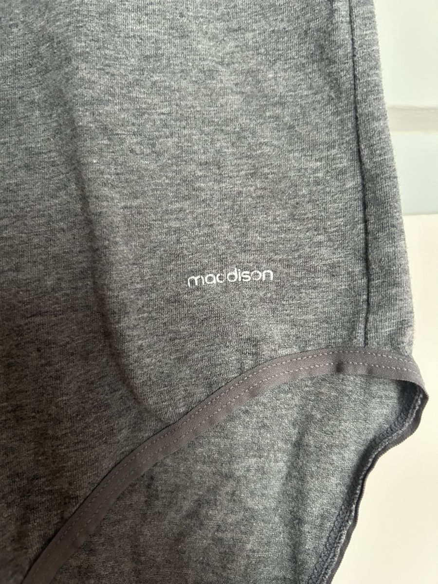 Top: Maddison Body grau ärmellos  – Usato da Frauenfeld venduto da jae_vs6j 1
