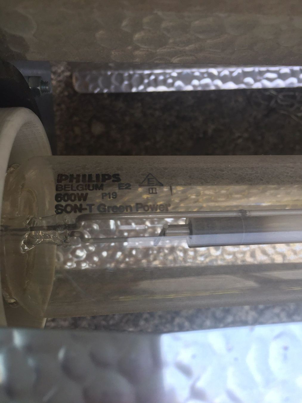 Gartenhäuser & Gewächshäuser: Reflektor mit Fassung und Lampe 600w – Gebraucht aus Dietikon von Frople 2