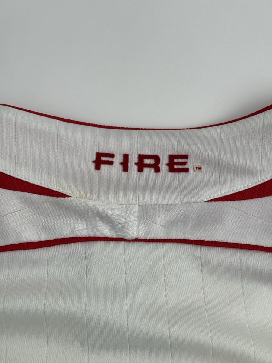 Adidas Canottiere & Pantaloni: Chicago Fire 06/07 away shirt – Usato da Baden venduto da Timelessthreads 6