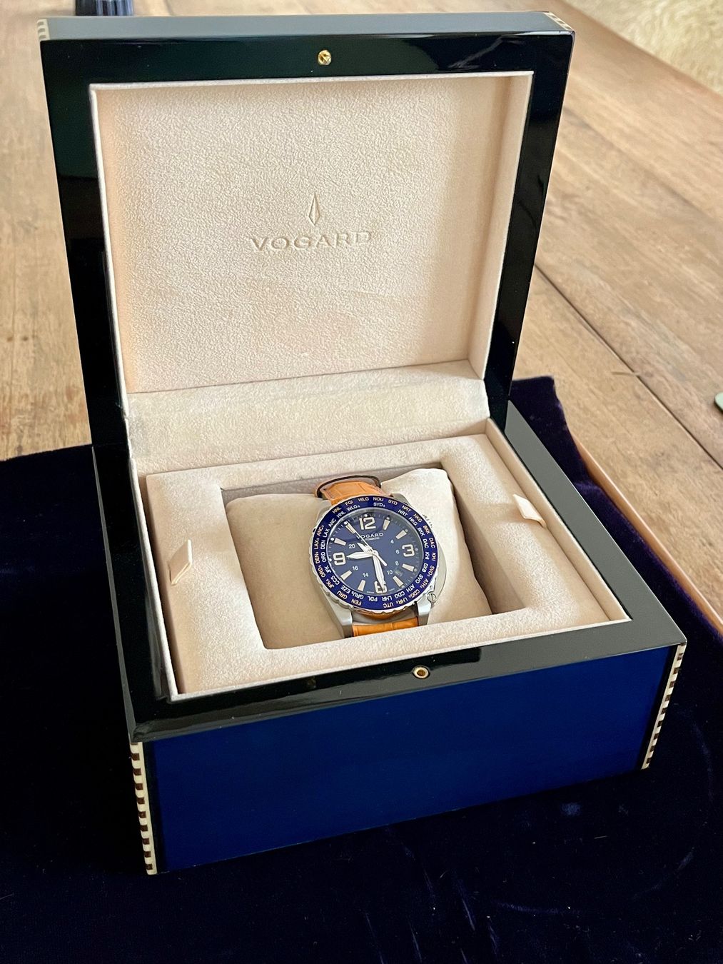 Uhren: Vogard Timezoner Chronograph NOS – Neu (gemäss Beschreibung) aus Kilchberg ZH von Jaysteve 6
