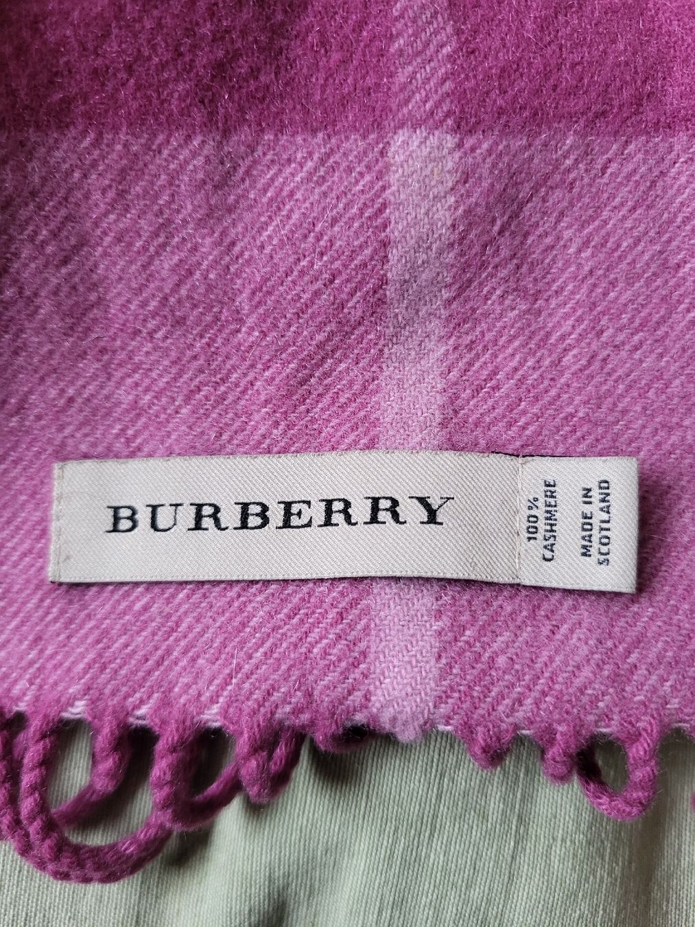 Burberry Foulard & Sciarpe: Schal Burberry Kaschmir – Usato da Zweisimmen venduto da Adorable 2