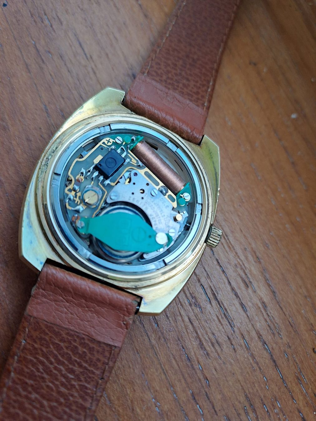 Zenith Orologi: Zenit Quarz Vintage – Usato da La Neuveville venduto da austinpowers70 3