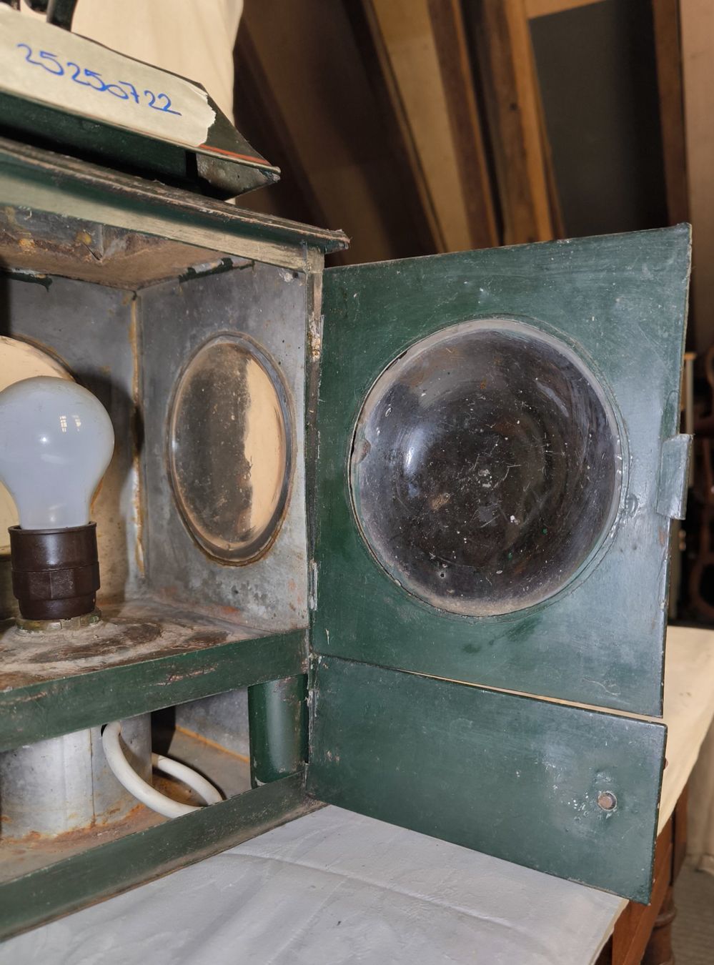 Lampade: Alte Bähnlerlampe, elektrifiziert – Usato da Rorschacherberg venduto da snOOpydOg11 2