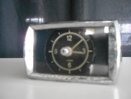 Mercedes Benz Ponton Uhr