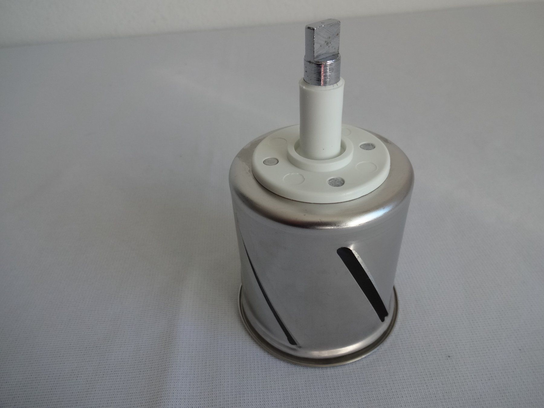 Kenwood Elettrodomestici da cucina: Kenwood Raffel Nr.2 für Chef oder Major – Usato da Frauenfeld venduto da Jahy