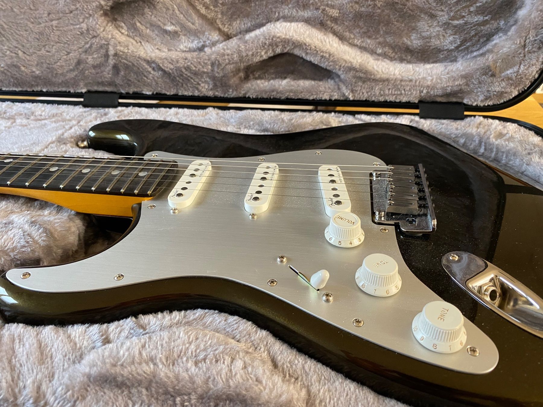 Fender Strumenti musicali: Fender Stratocaster LINKSHÄNDER – Nuovo (secondo la descrizione) da Maienfeld venduto da GR-Ami15 6