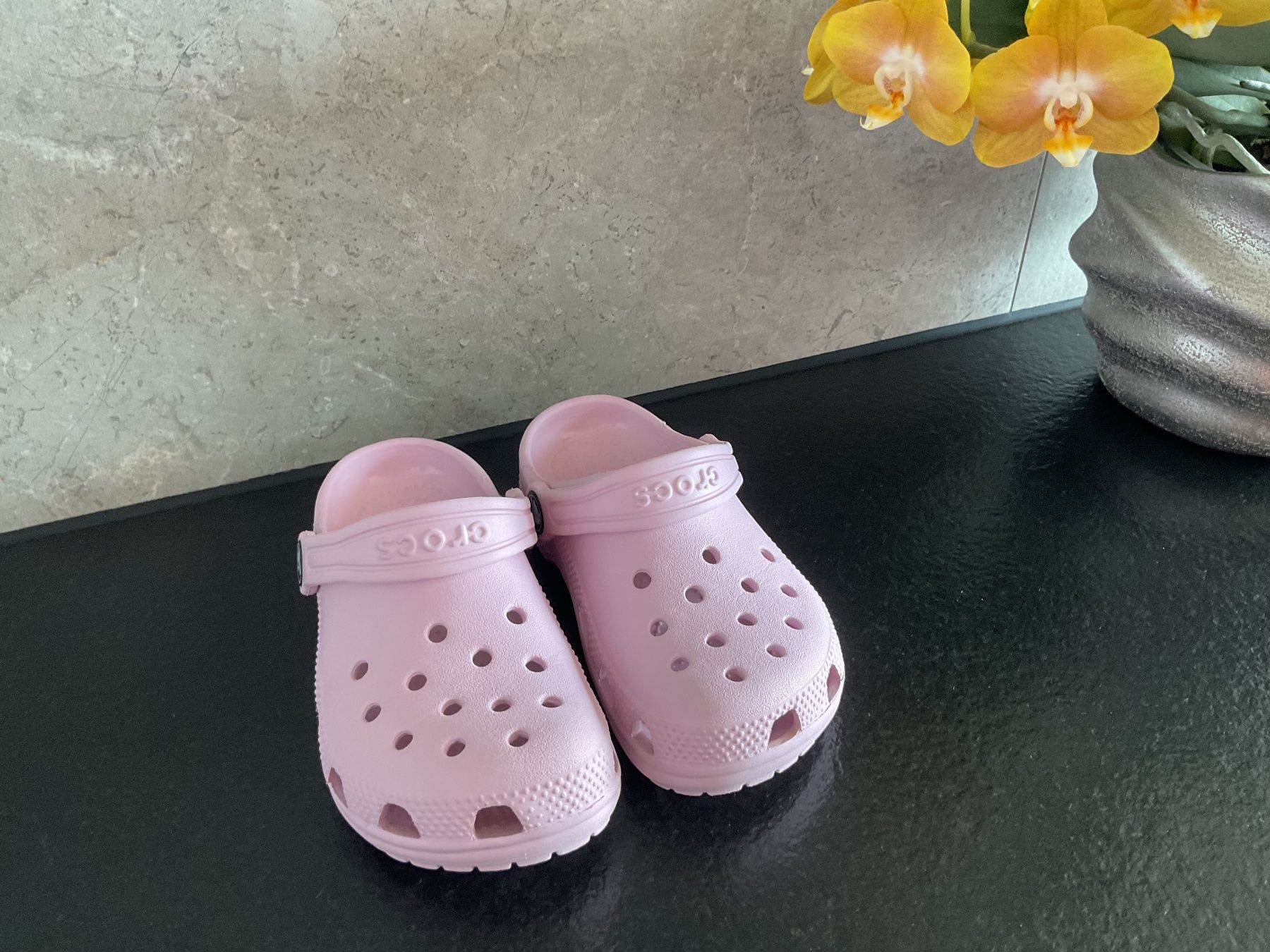 Chaussures filles: Crocs – Neuf (Voir description) à Neuchâtel par sta_7qfy 1