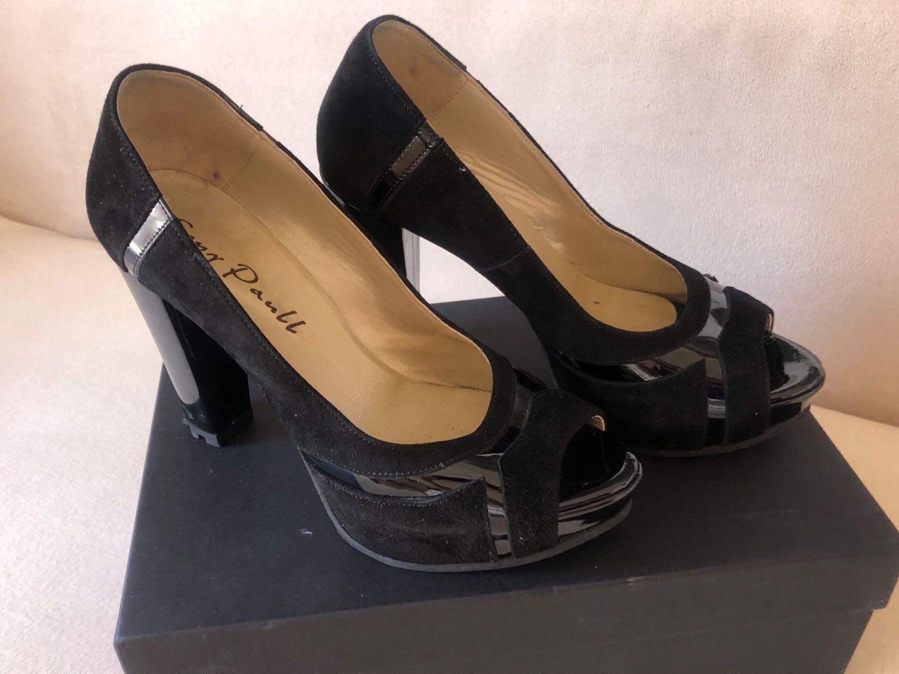 Chaussures femmes: Pumps / Schwarze Schuhe 39 – D'occasion à Zürich par Angela_Fashion_Lover 1