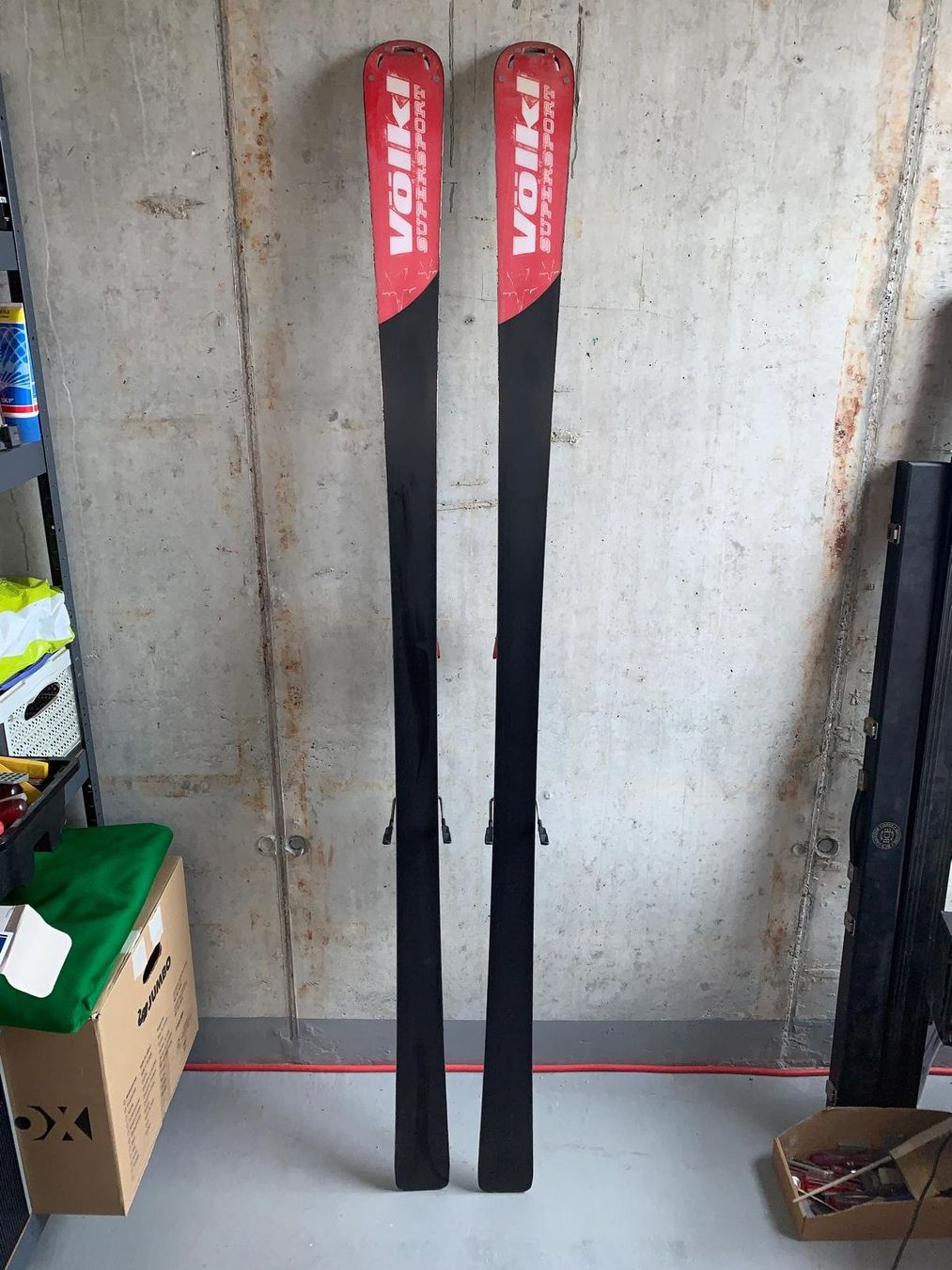 Völkl Skis: Völkl Super Ski – Gebraucht aus Bad Zurzach von rockhart 1