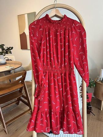 Kleid rot mit Muster und Stehkragen Langarm Grösse M