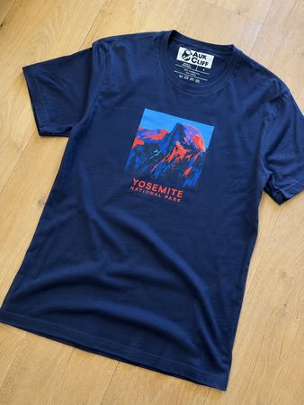 T-shirt Auk Cliff Yosemite - S