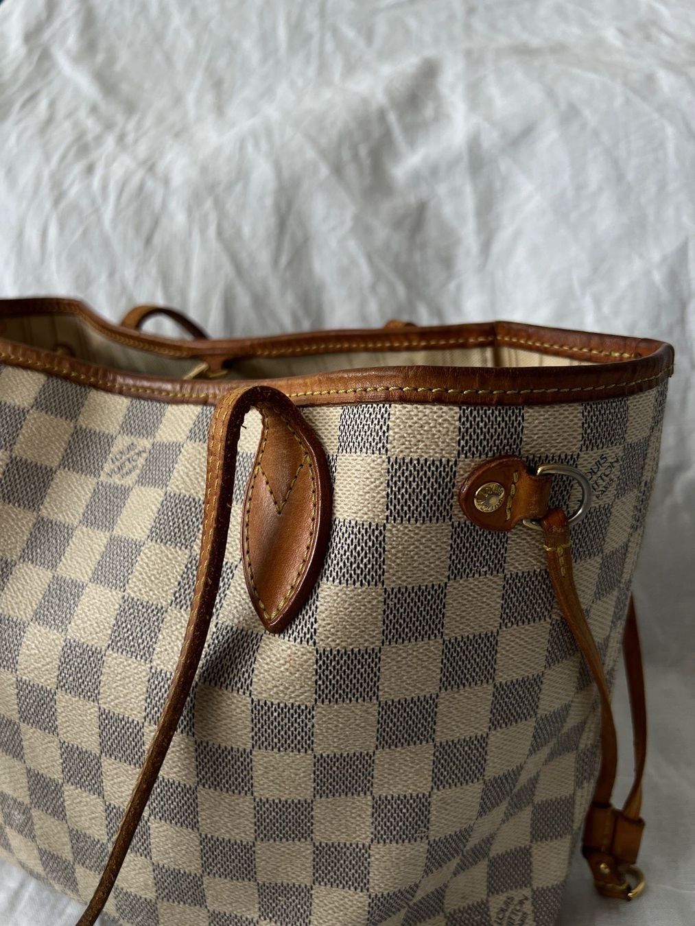 Louis Vuitton Borse da donna: Louis Vuitton Neverfull PM Damier Azur Canvas Leder – Usato da Biberist venduto da pin_ywg6 4